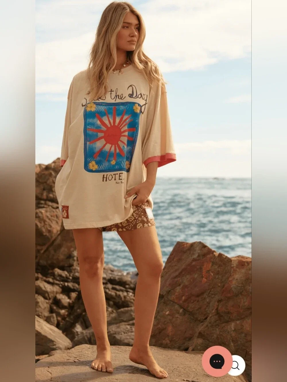 Sabbi NWTs The Seas The Day Hotel Tee - Picture 4 of 10
